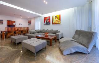 3 Bedroom Awesome Apartment In Pula - Pula - 7
