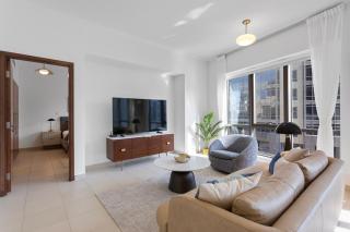 Exquisite centrally located 1BR in Downtown Dubai - 0