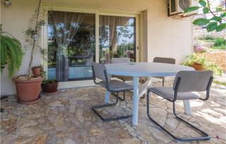 Two-Bedroom Apartment In Razanac - Ražanac - 9