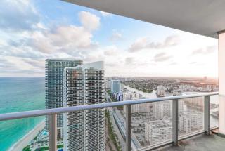 Stunning High-Floor City View 1BR Hyde Beach House - Hollywood - 9