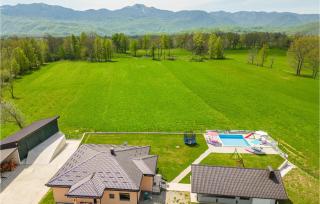 Stunning Home In Ornice - - 0