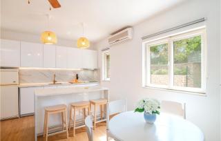 Awesome Home In Supetar With Wifi - Supetar - 5