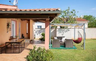 2 Bedroom Awesome Home In Valbandon - Valbandon - 9