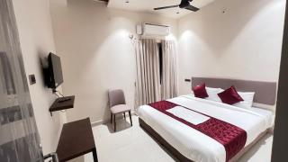 Hotel GMR Pearls - Srikalahasti - 0