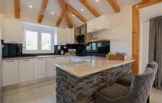 Awesome Home In Grubine With Sauna - Grubine - 5