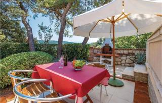 Awesome Home In Supetarska Draga - Supetarska Draga - 4