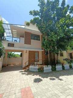 Private Beach ECR Villa by the Bay - 5 mins walk to Beach - Chennai - 6