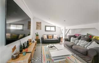 Gorgeous Home In St-Bauzille-De-Montmel - Buzignargues - 5