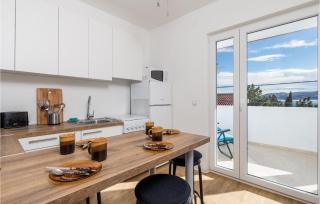 Lovely Apartment In Karlobag- Ribarica - 5