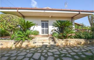 Amazing Home In Marina Di Modica - 5