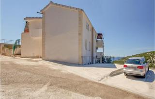 Cozy Apartment In Vinisce With Wifi - Vinišće - 3