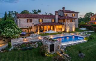 Stunning Home In Tinjan - 0