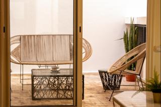 Casa Centre 1BR Gem in Trendy Qrt Les Princesse - 1