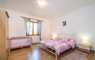 Gorgeous Home In Biograd Na Moru - 8