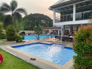 Dymz Pacific coast residence bf homes las piñas - Manila - 1