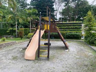 Dymz Pacific coast residence bf homes las piñas - Manila - 2