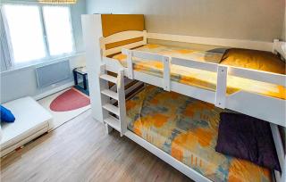 Cozy Apartment In Royan With Wifi - Royan - 3