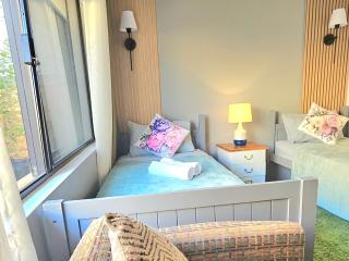 Joyful living Guest Suite - 2