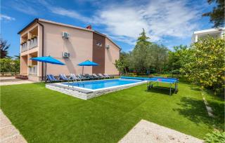 4 Bedroom Cozy Home In Fazana - Fažana - 0