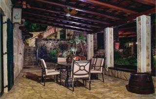 7 Bedroom Gorgeous Home In Grabovac - Grabovac - 7