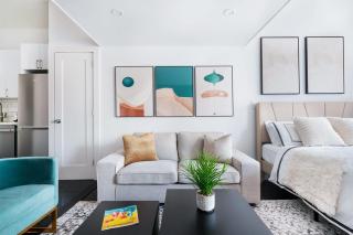 444-5C Newly renovated Studio Midtown West W&D - 3