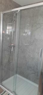 Lanarkshire Apartment- Views- Sleeps 4- Balcony - 7