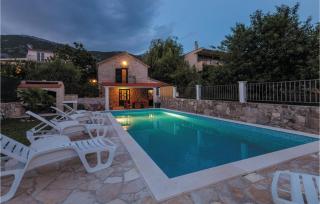 Cozy Home In Ostrvica With Kitchen - Ostrvica - 2