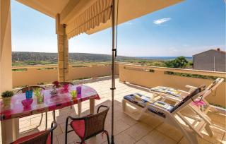1 Bedroom Amazing Apartment In Kolan - Kolan - 0