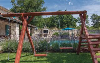 Lovely Home In Bale With Wifi - Bale - 2
