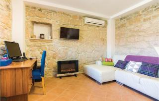 Three-Bedroom Holiday Home In Krusevo - Kruševo - 4