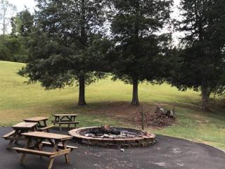 Woodson Bend Resort Condo 7-3 Extremely Large Luxury 1 Bedroom Sleeps 6 - 2