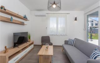 Beautiful Apartment In Vrbnik With Wifi - Vrbnik - 7