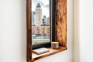 48-4FE 2BR Prime Midtown West - 4