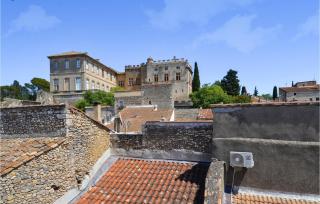 Gorgeous Home In Aramon With Kitchen - Aramon - 1