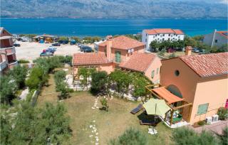 1 Bedroom Pet Friendly Home In Razanac - Ražanac - 2