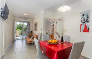 2 Bedroom Nice Apartment In Pinezici - Pinezici - 5