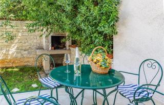 Nice Apartment In Pula With Kitchen - Pula - 6