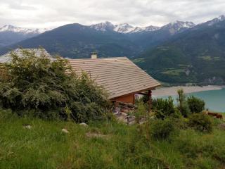 chalet à Puy Sanieres avec vue sur le lac de Serre Ponçon - Puy-Sanières - 0
