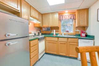 Golf, Hike and Soak in Pond Views Lewiston Escape! - 3