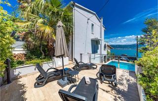Gorgeous Home In Trogir With Jacuzzi - Trogir - 0