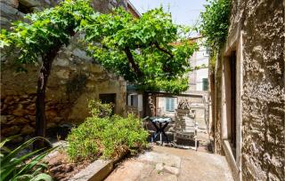 Awesome Home In Veli Iz With Wifi - Veli Iž - 6
