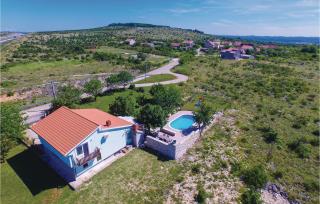 Nice Home In Nadin With Wifi - Nadin - 0