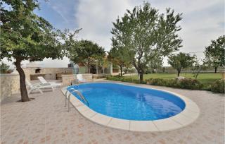 Nice Home In Nadin With Wifi - Nadin - 7