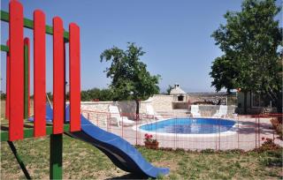 Nice Home In Nadin With Wifi - Nadin - 2