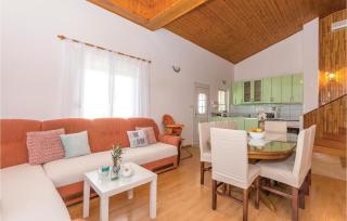 Beautiful Home In Nadin - 8