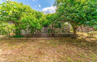 2 Bedroom Stunning Home In Pakostane - Pakoštane - 4