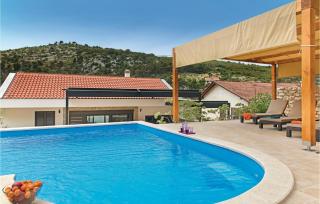 Five-Bedroom Holiday Home In Zaton - Zaton - 2