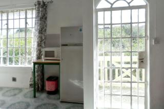 Spacious Apartment in Calodyne with Enclosed Garden - Calodyne - 5
