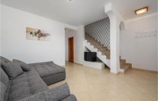 Lovely Home In Vabriga With Wifi - Vabriga - 6