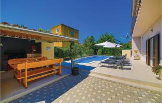 Holiday Home Kastel Stafilic With Sea View 02 - Kaštela - 4
